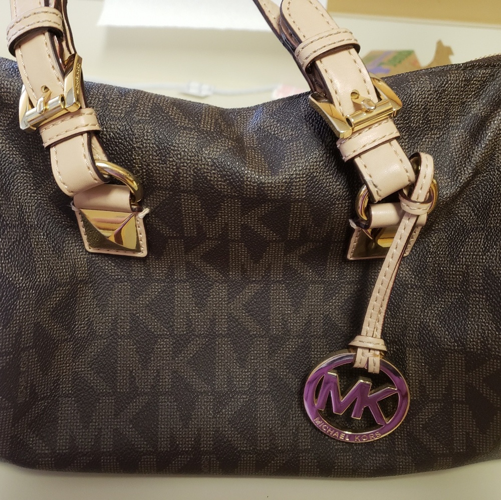 Michael Kors Signature satchel/handbag